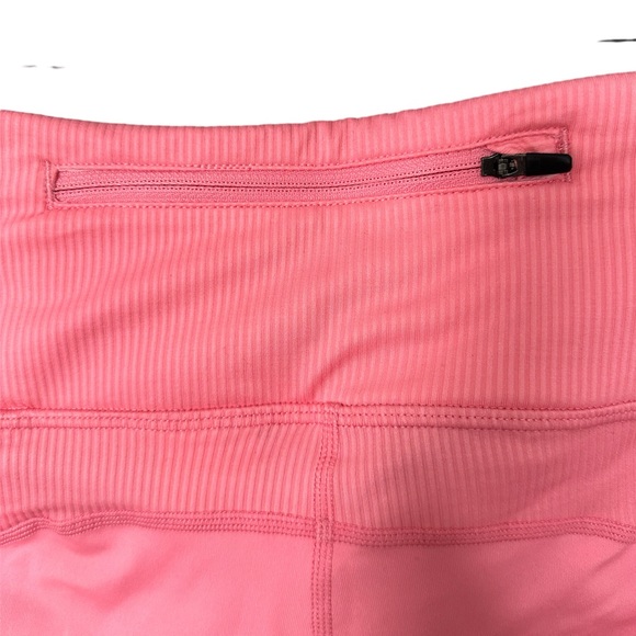 Nike Mid Rise Biker Shorts Pink NWT - Picture 6 of 10